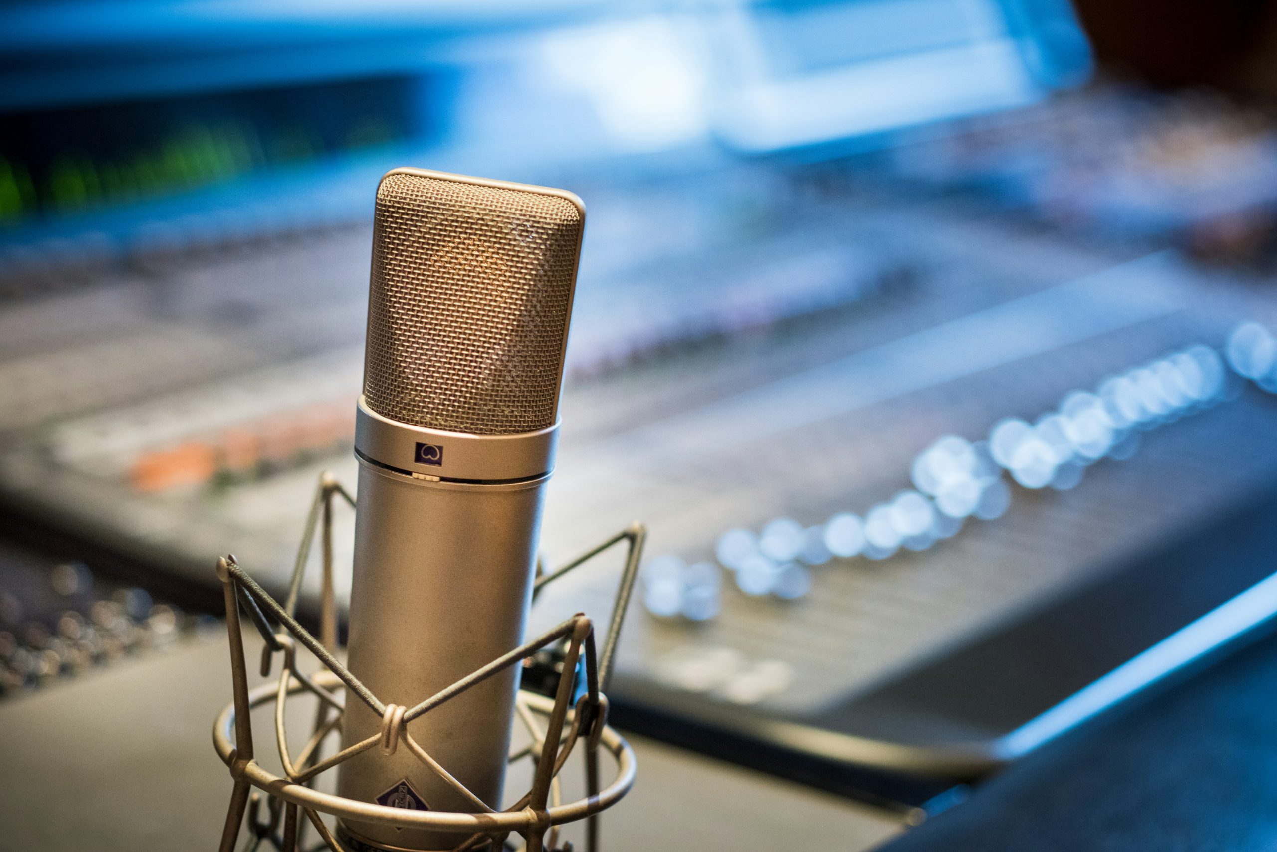 The Easiest Way to Record and Send Voice Memos from Your Phone
