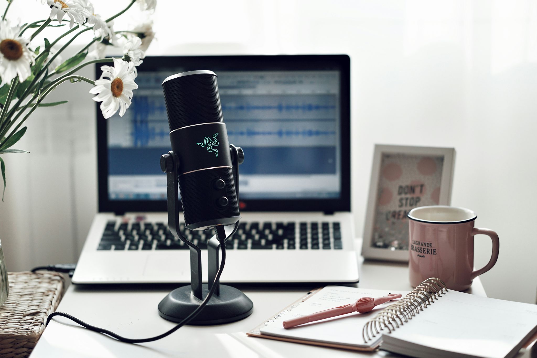 Online Voice Recorders: Revolutionizing Audio Creation